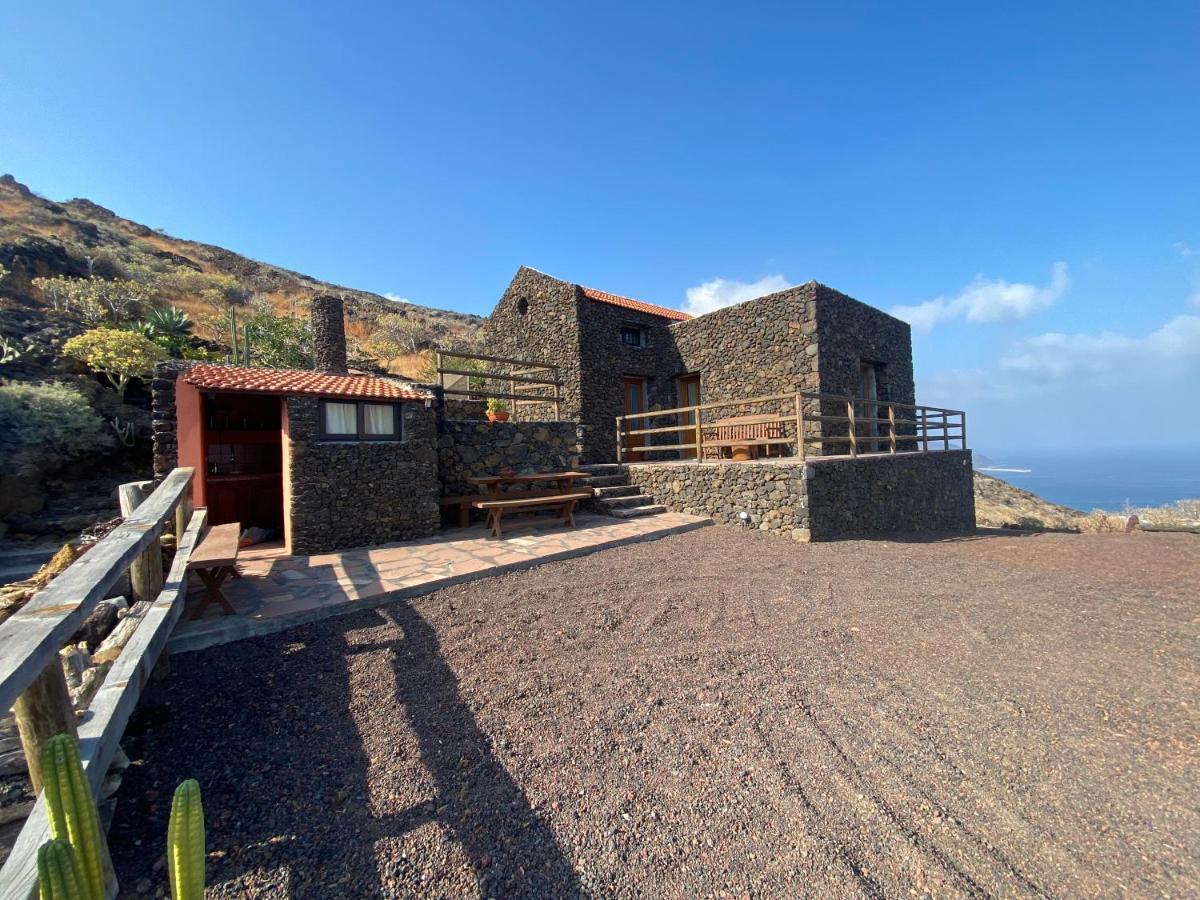 Pajero Cadenas Chalet Valverde (El Hierro)