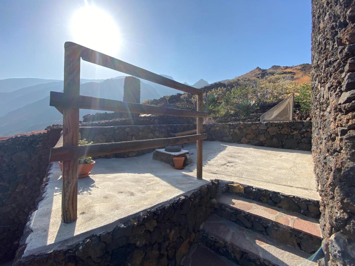 Pajero Cadenas Chalet Valverde (El Hierro)
